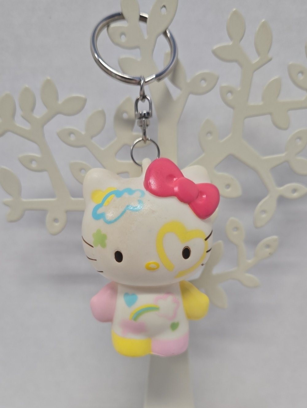 Sanrio 2008 Hello Kitty Street Graffiti Hard Plastic Keychain/Bag Charm 2.5" GUC